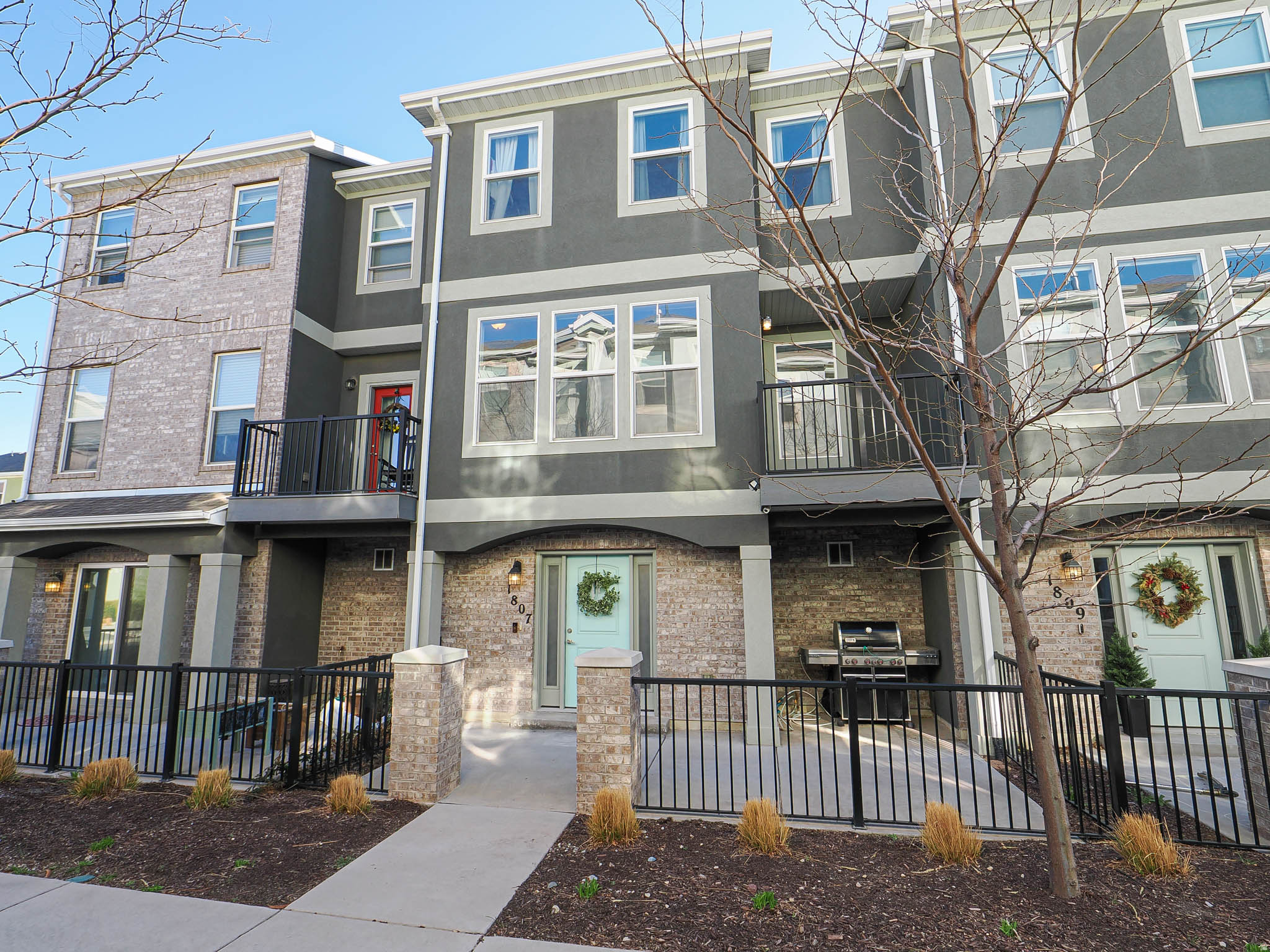 CARDON SQUARE - Residential