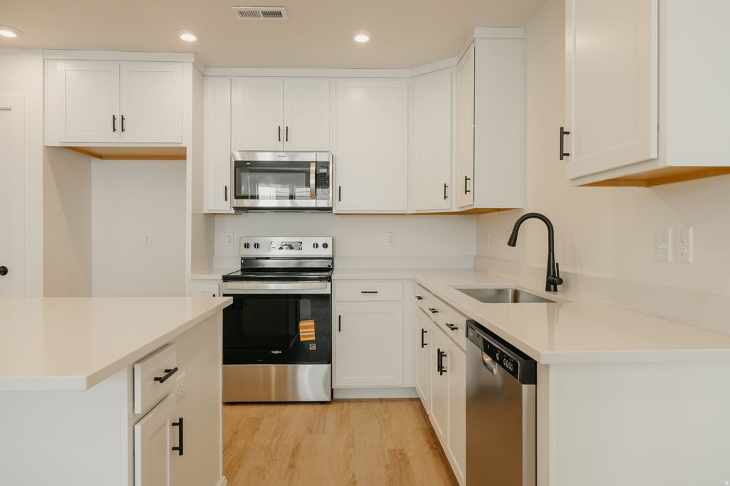 Photo of 247 E 1850 N #10, North Ogden, UT 84414 (MLS # 2134863)