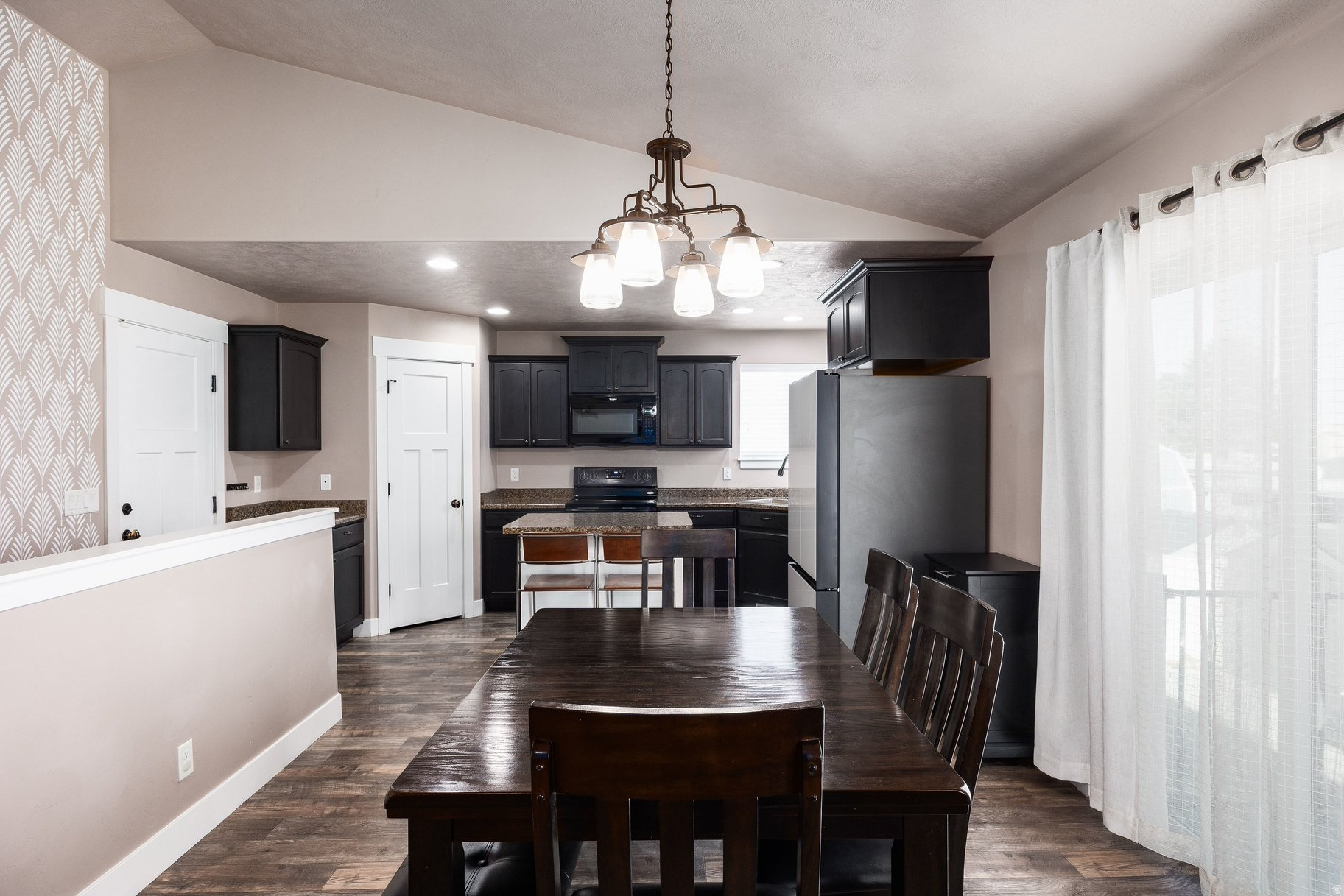 GRANTSVILLE CITY - Residential