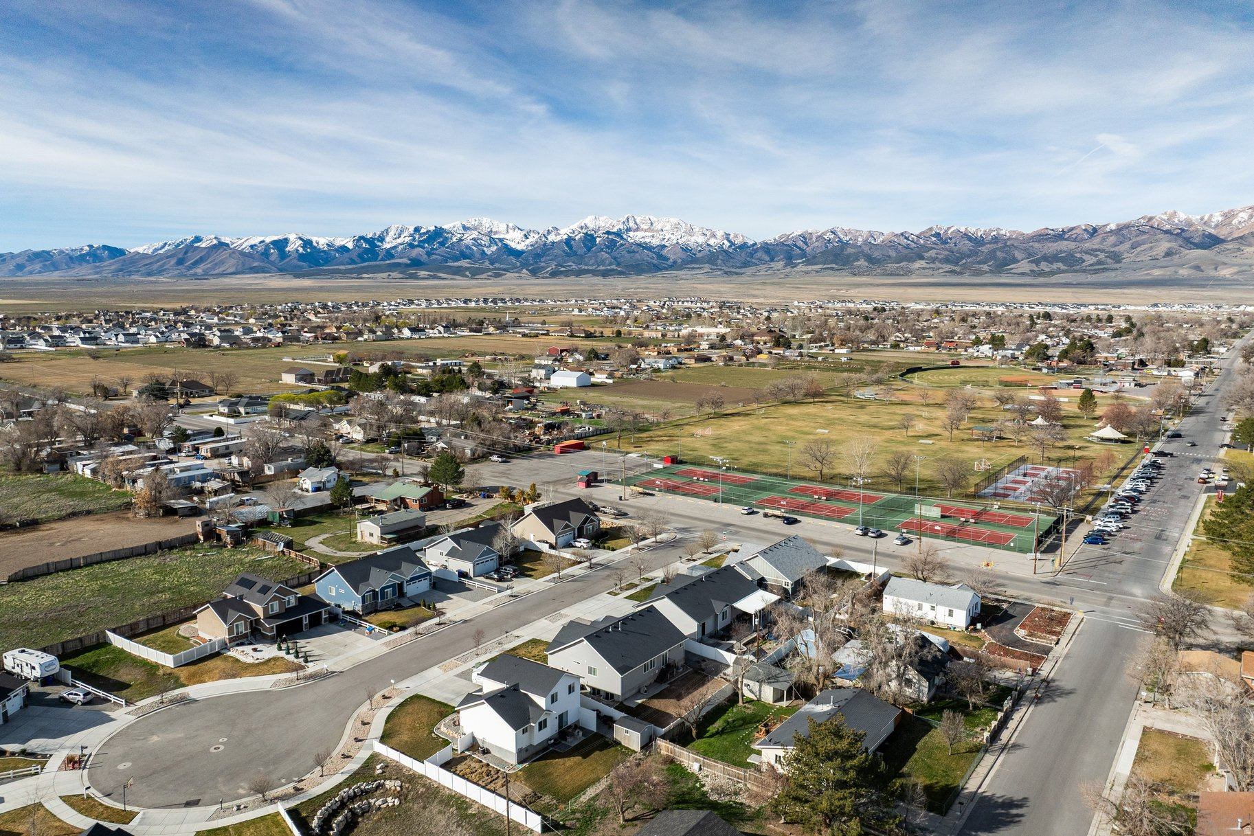 GRANTSVILLE CITY - Residential