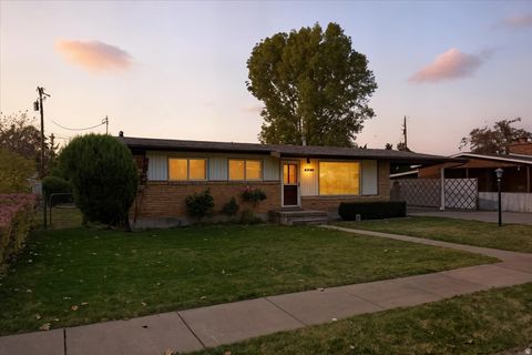 Tiny photo for 4245 S 675 E, South Ogden, UT 84403 (MLS # 2120949)