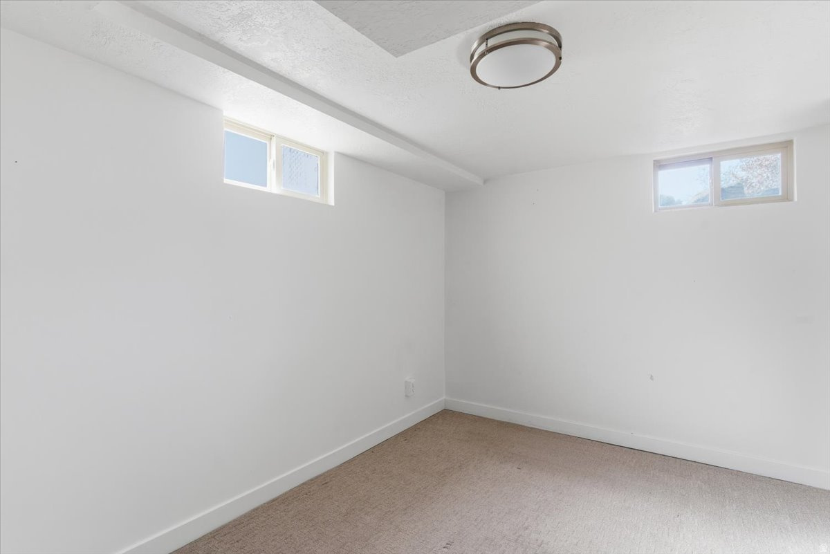 WASATCH HILLS LOT 7 BLOCK 2 - Residential