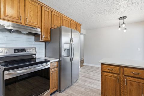 Tiny photo for 4245 S 675 E, South Ogden, UT 84403 (MLS # 2120949)