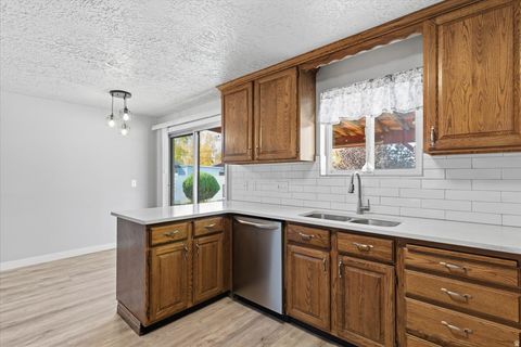 Tiny photo for 4245 S 675 E, South Ogden, UT 84403 (MLS # 2120949)