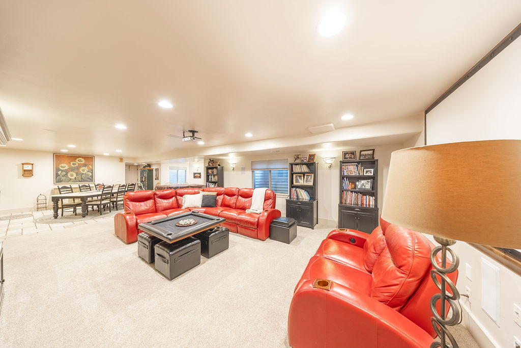 MERIDIAN POINT - Residential