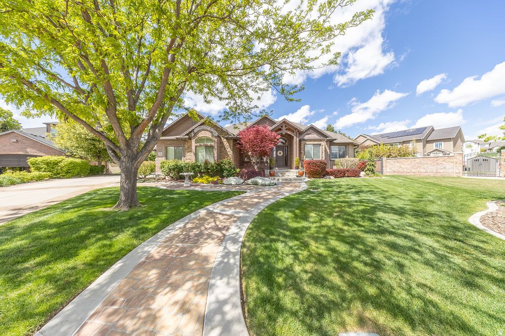 Photo of 10476 S HEMISPHERE CT W, South Jordan, UT 84095 (MLS # 2152127)