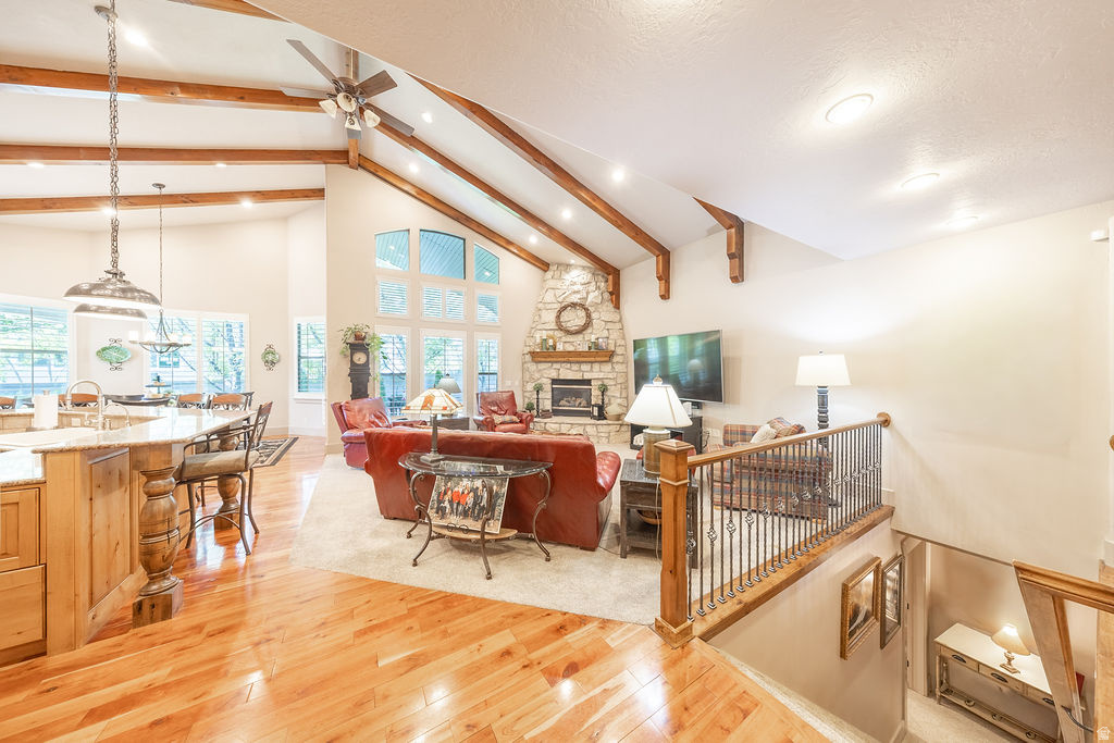 MERIDIAN POINT - Residential