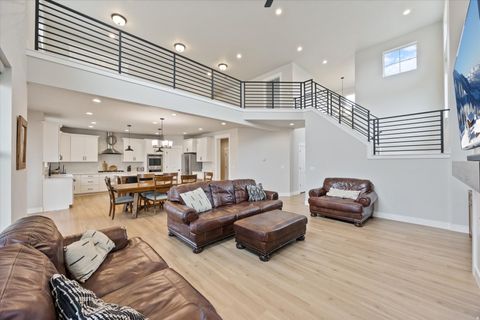 Tiny photo for 754 W 400 N #29, Mapleton, UT 84664 (MLS # 2140235)