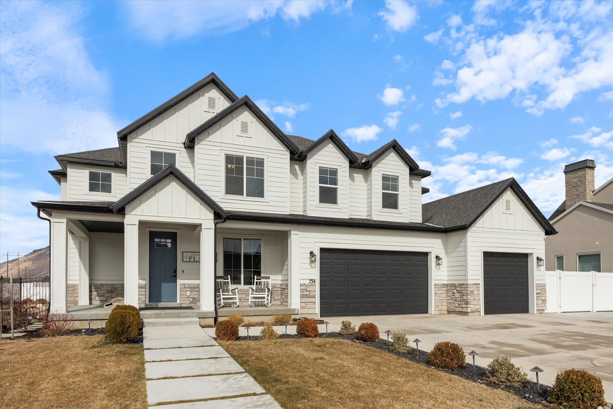 WHITING FARMS - Residential