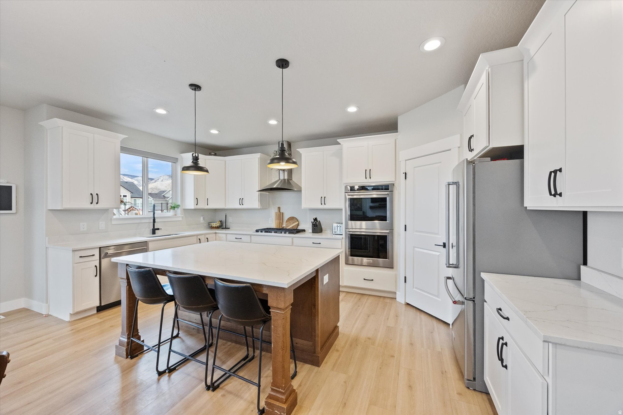 WHITING FARMS - Residential