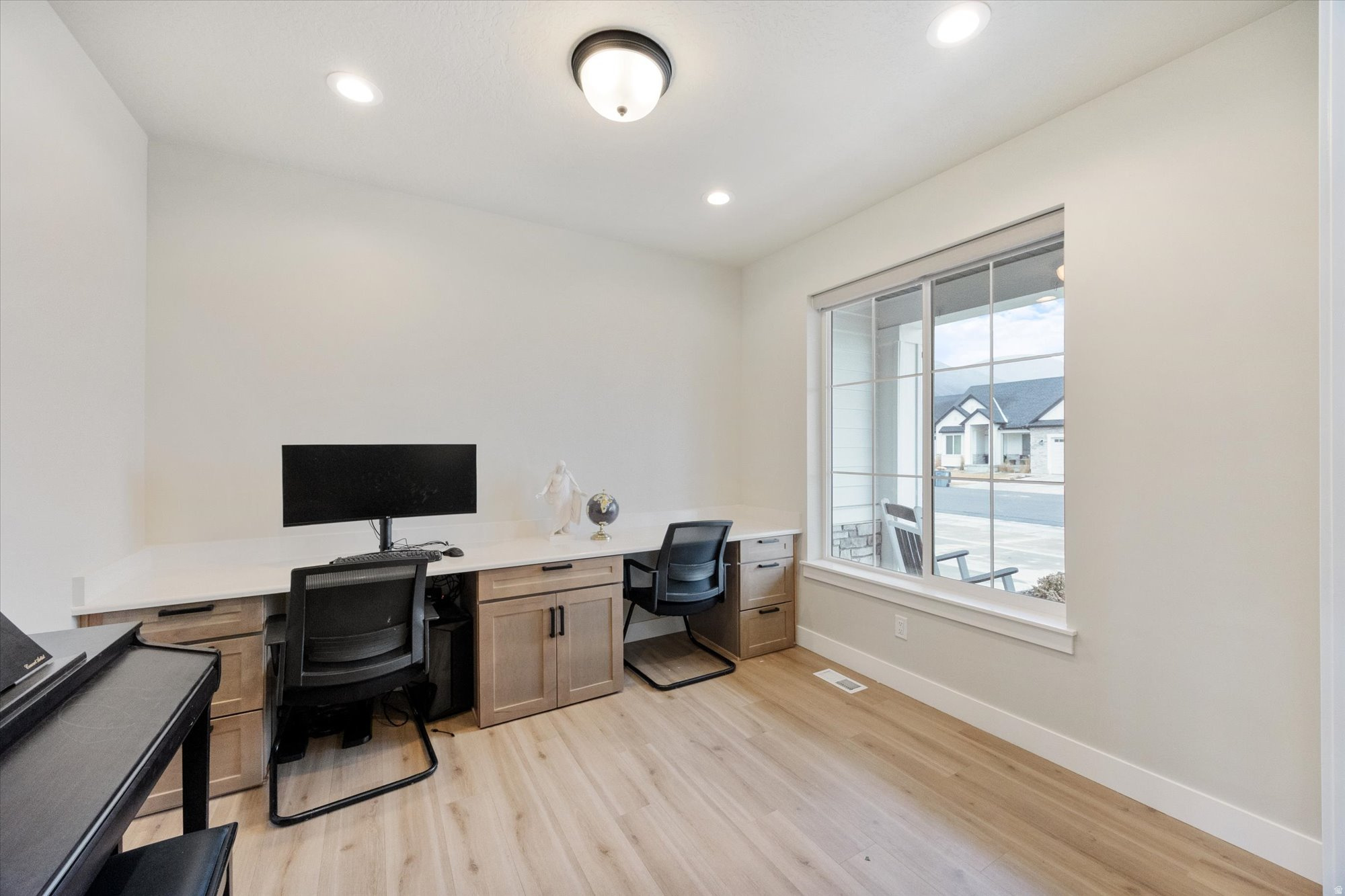 WHITING FARMS - Residential