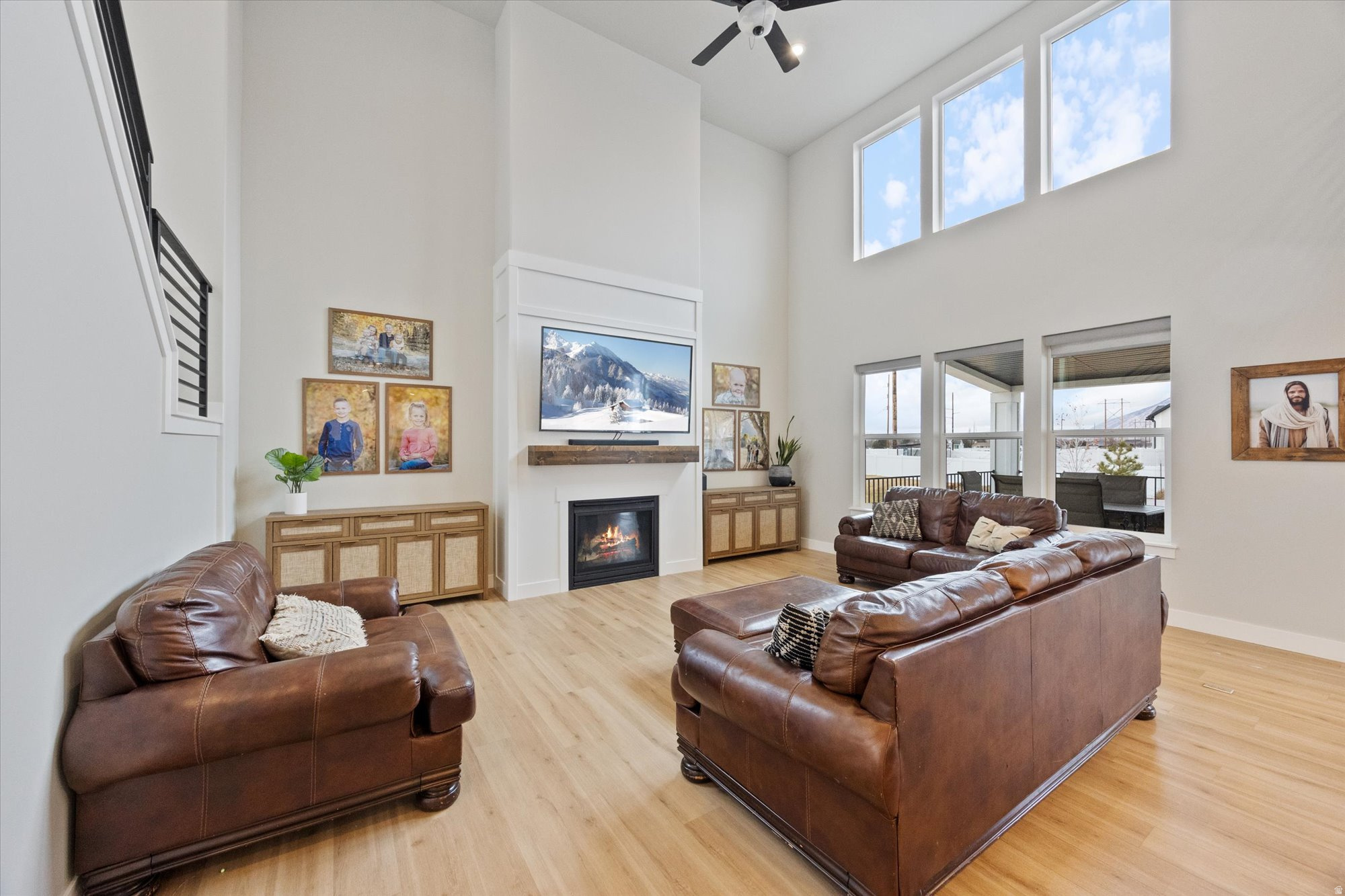 WHITING FARMS - Residential