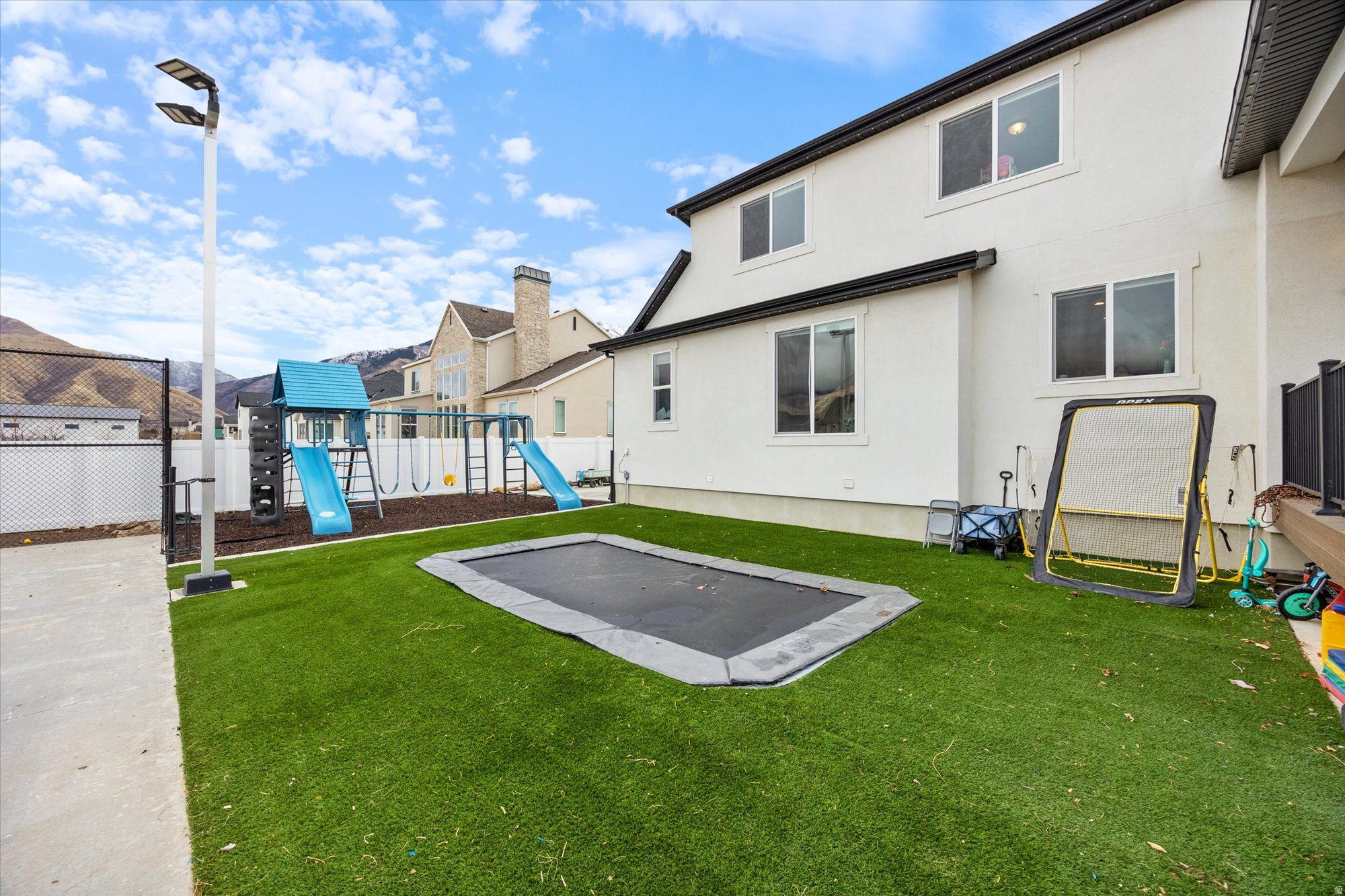 WHITING FARMS - Residential