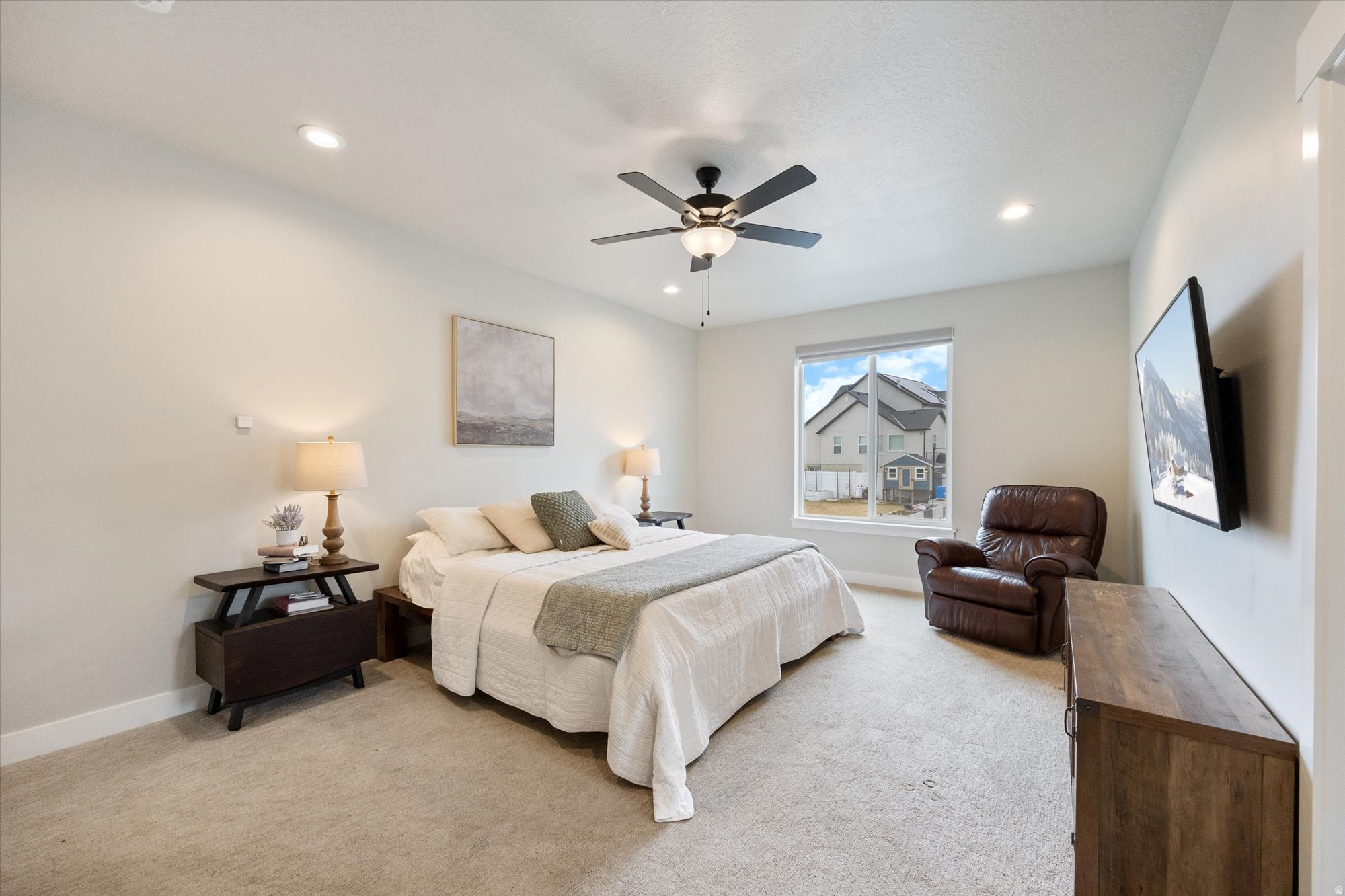 WHITING FARMS - Residential