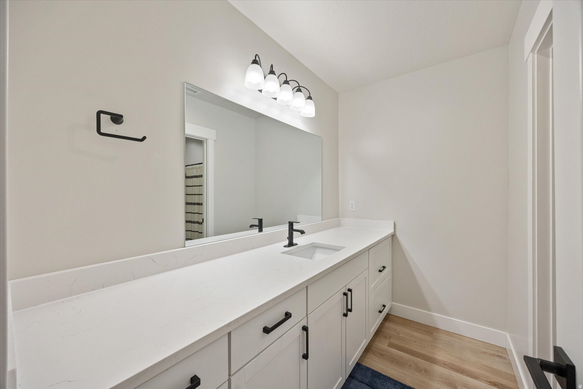 WHITING FARMS - Residential