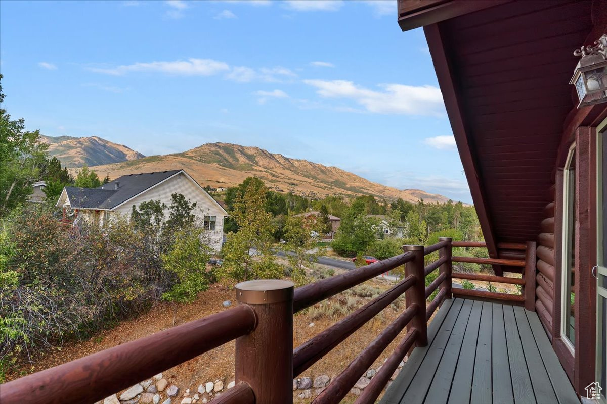 PATIO SPRINGS - Residential