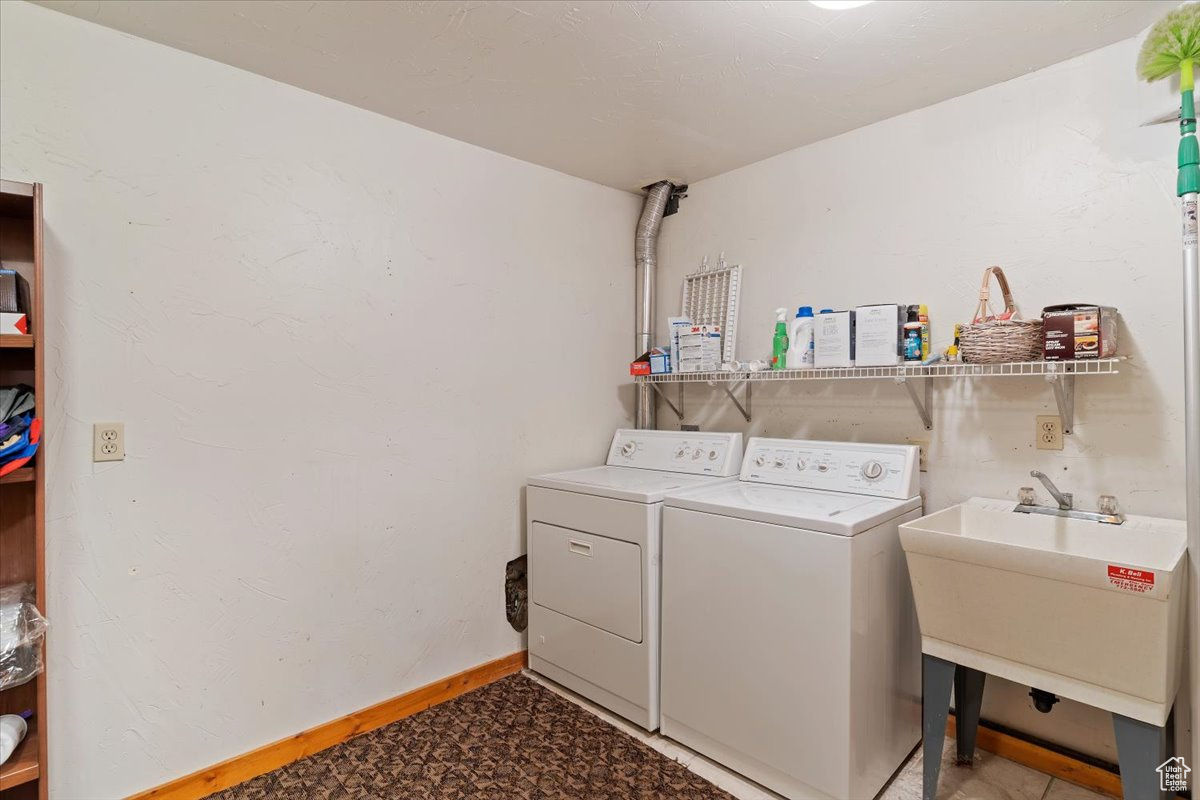 PATIO SPRINGS - Residential