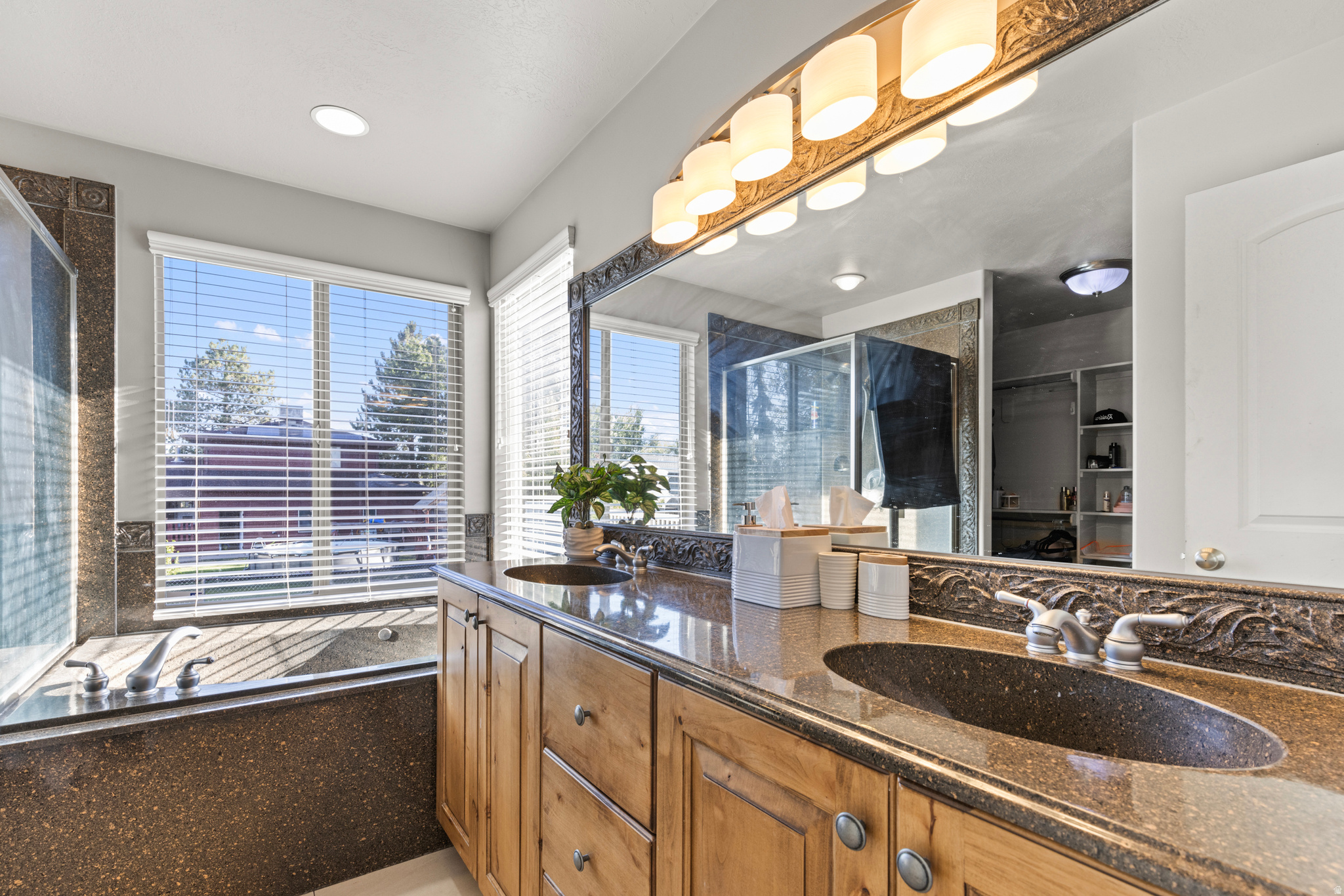 SHADY MEADOW ESTATES - Residential