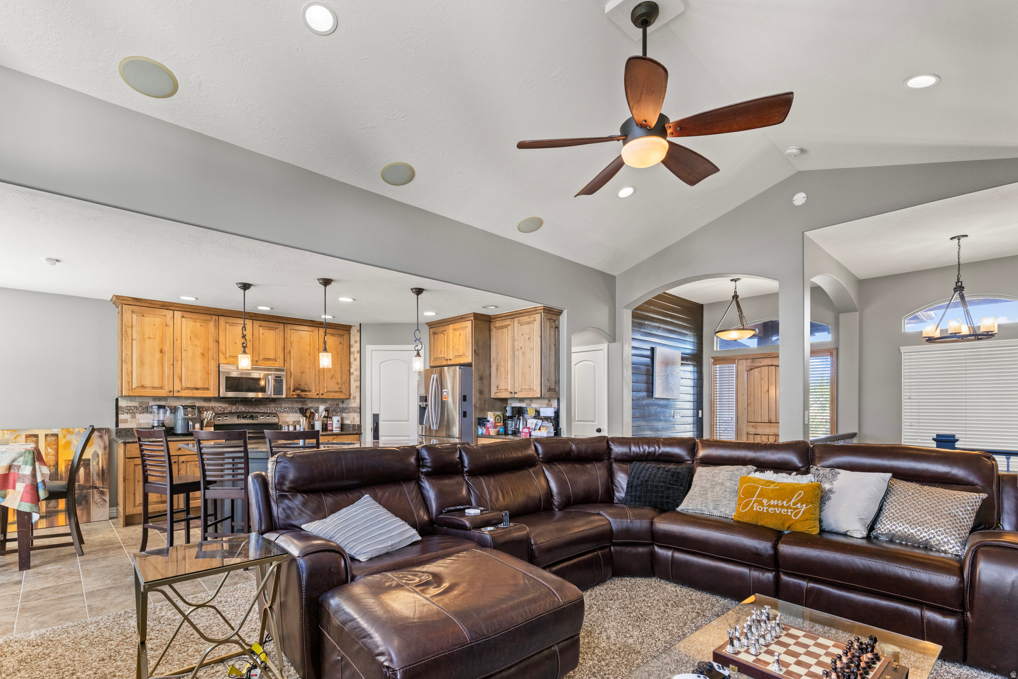 SHADY MEADOW ESTATES - Residential