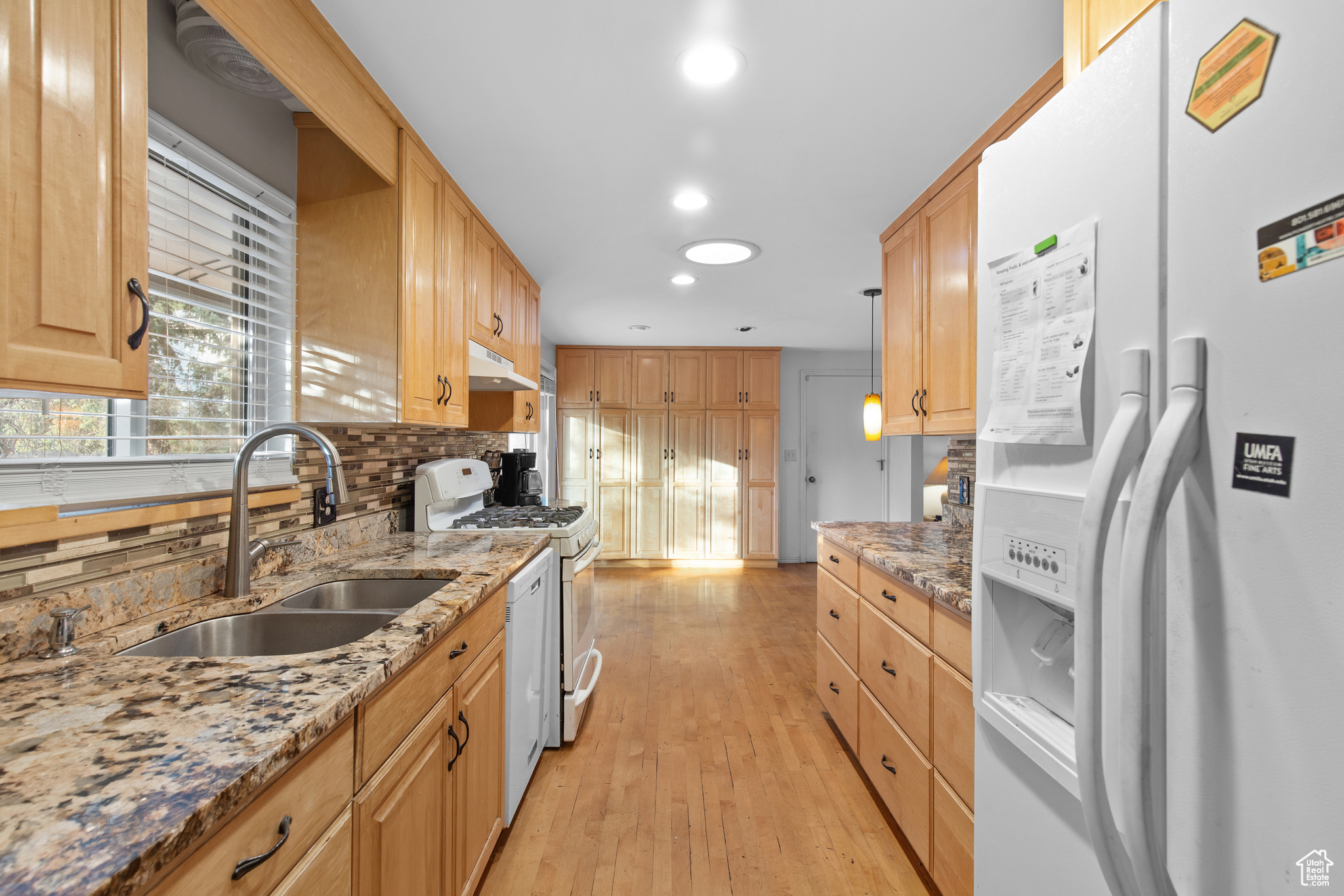 KINGS ROW SU - Residential