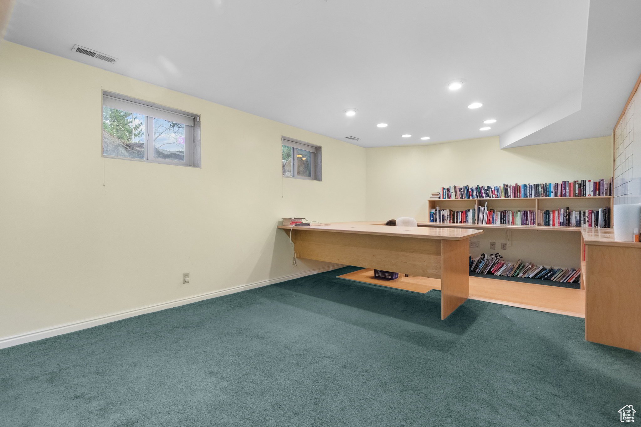 KINGS ROW SU - Residential