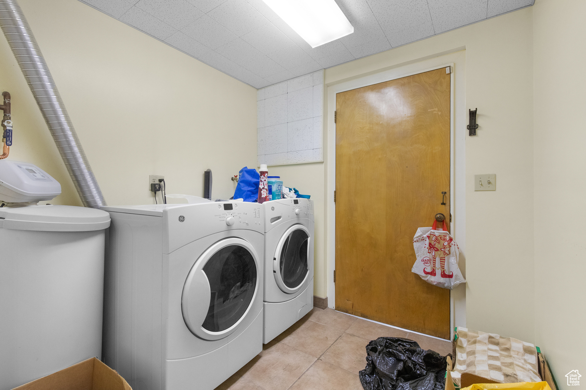 KINGS ROW SU - Residential