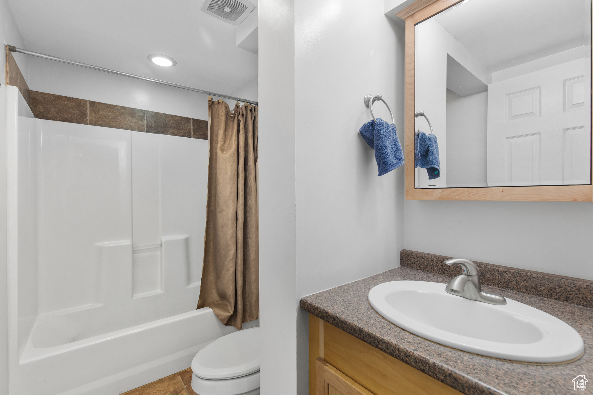 KINGS ROW SU - Residential