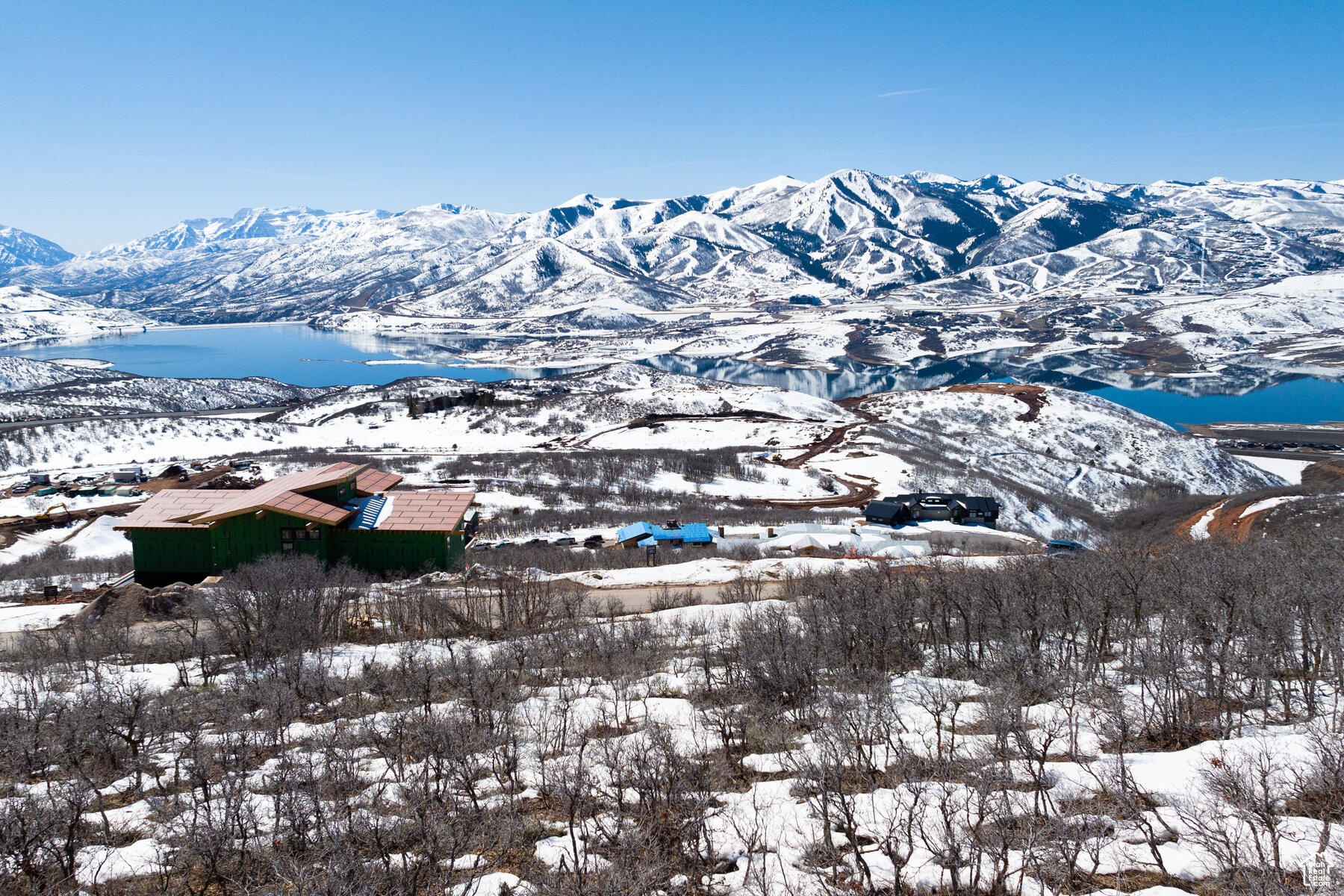 GOLDEN EAGLE - Land