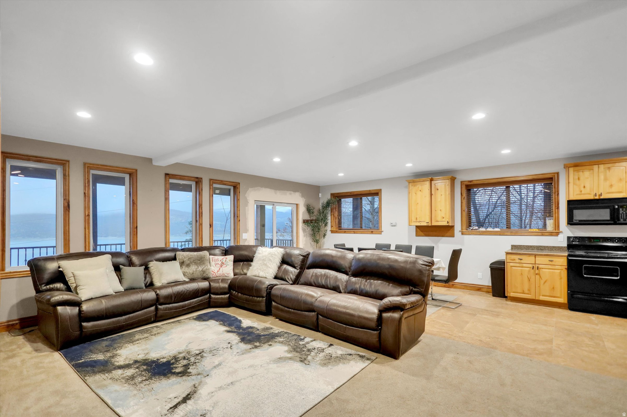 ROCKPORT RANCHES - Residential