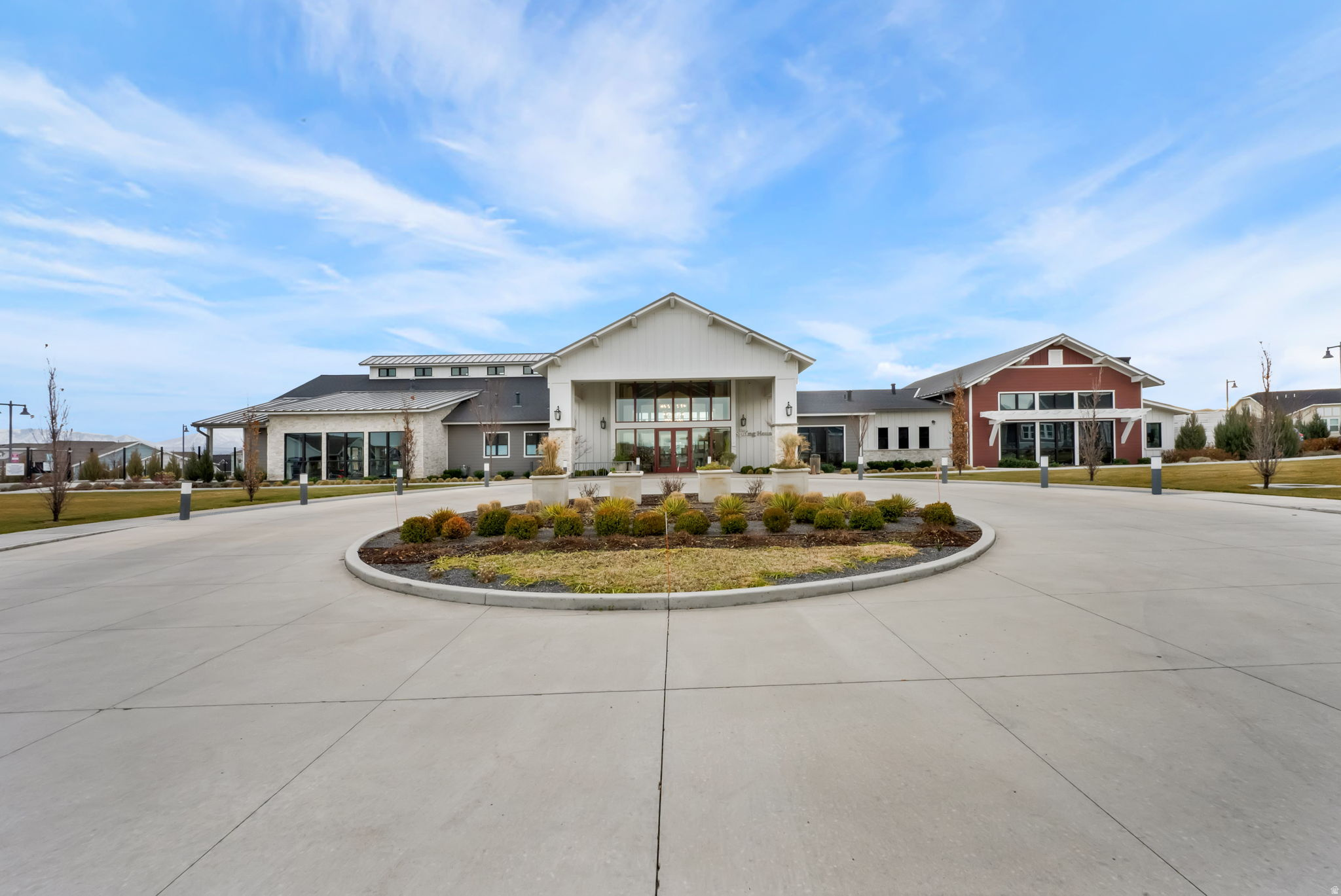 DAYBREAK SPRINGHOUSE - Residential