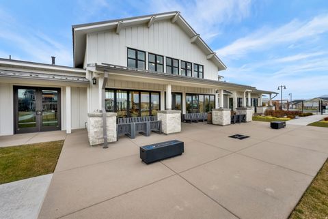 Tiny photo for 6043 W STONE MOUNT WAY, South Jordan, UT 84009 (MLS # 2128643)