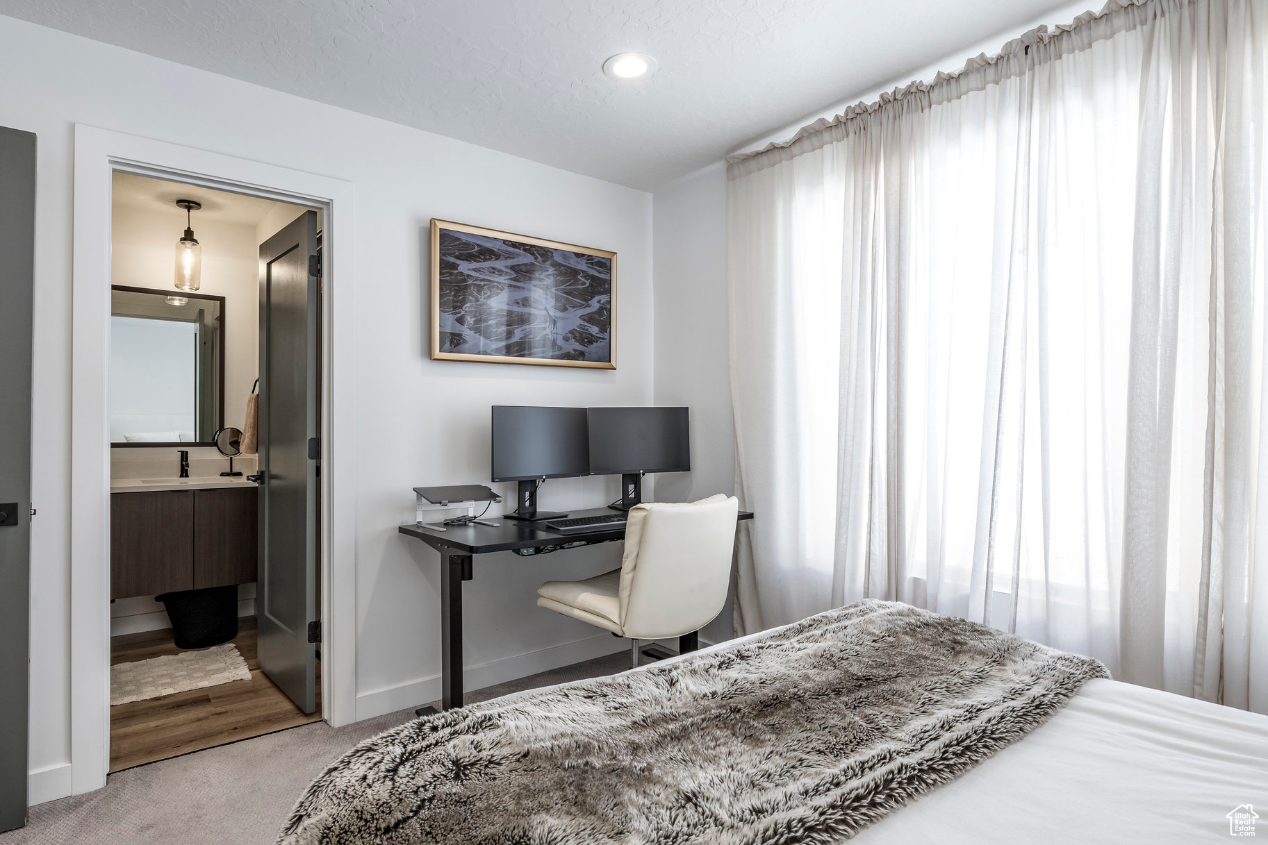 THE LUCY - Residential