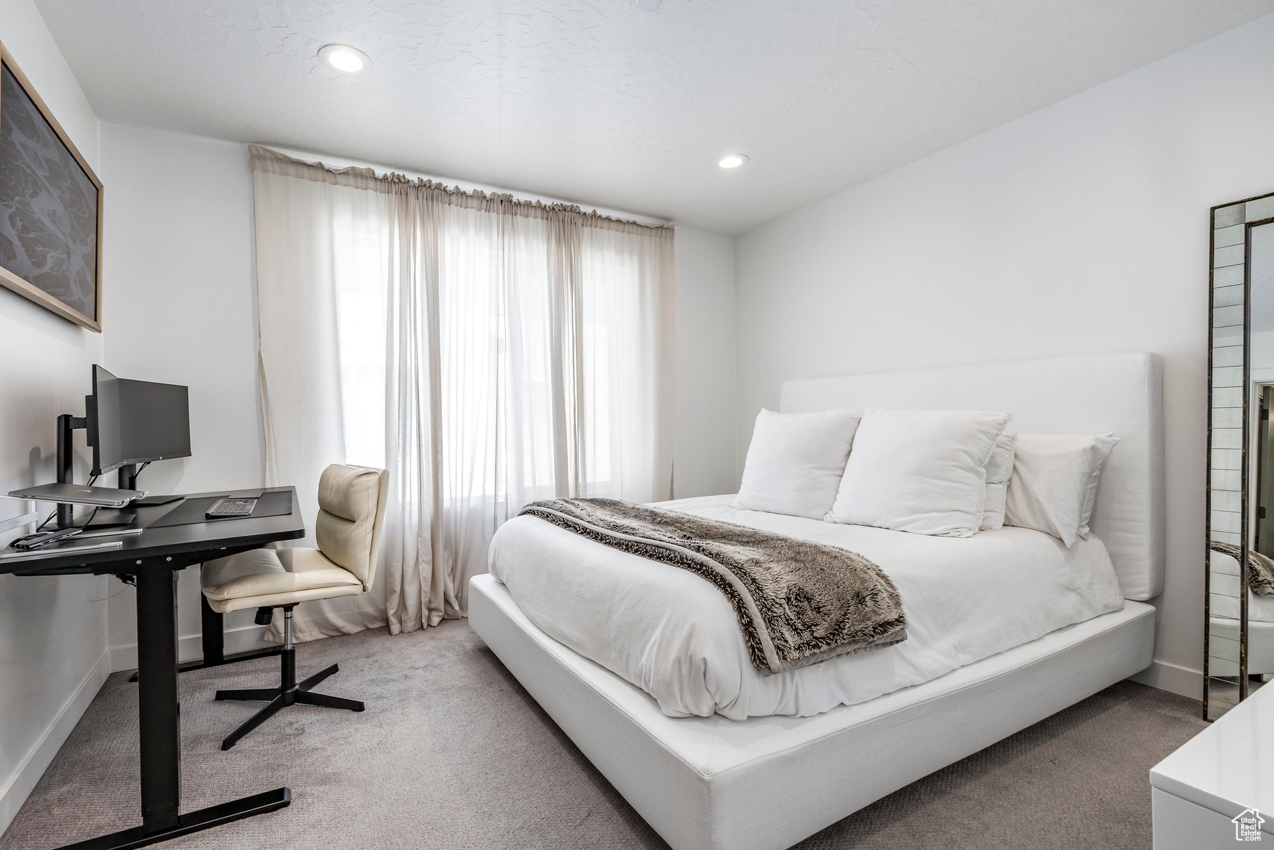 THE LUCY - Residential