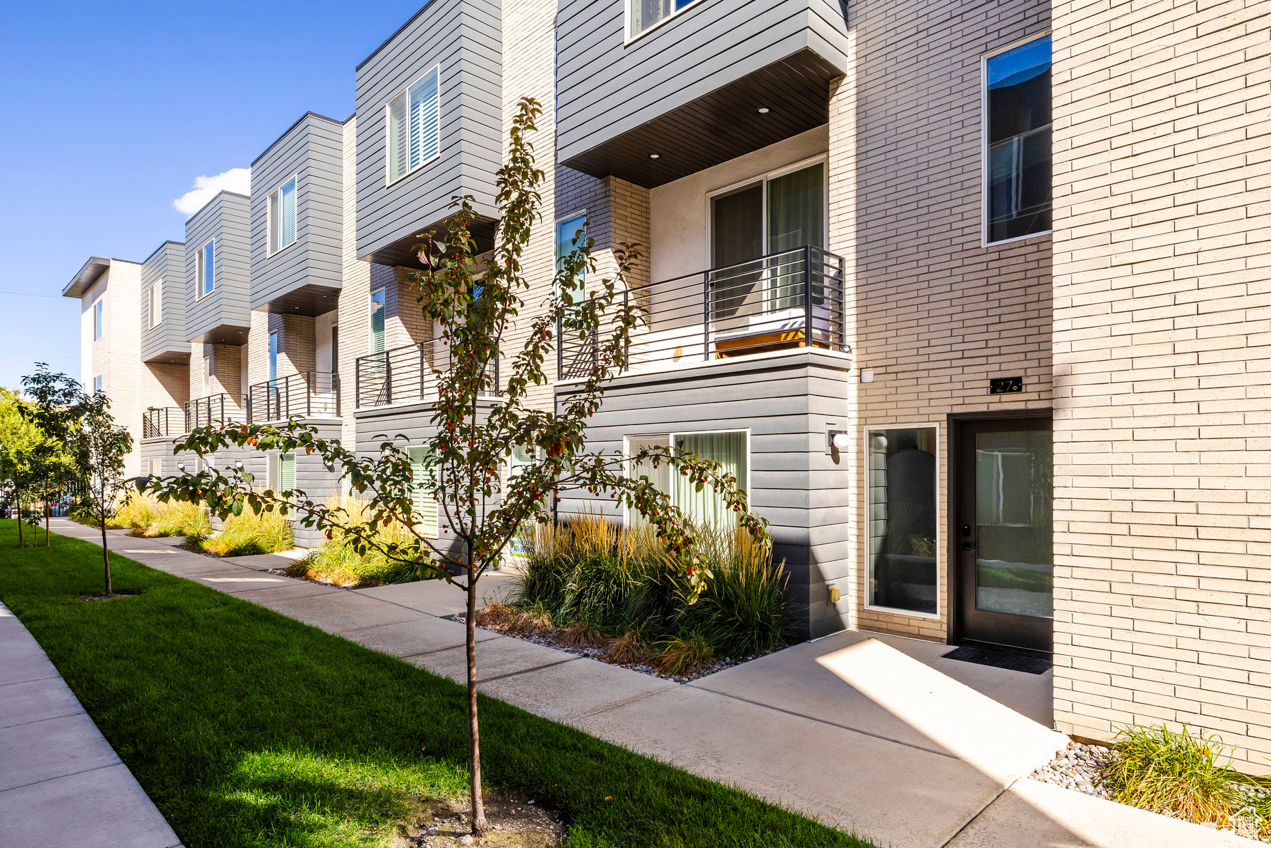 THE LUCY - Residential