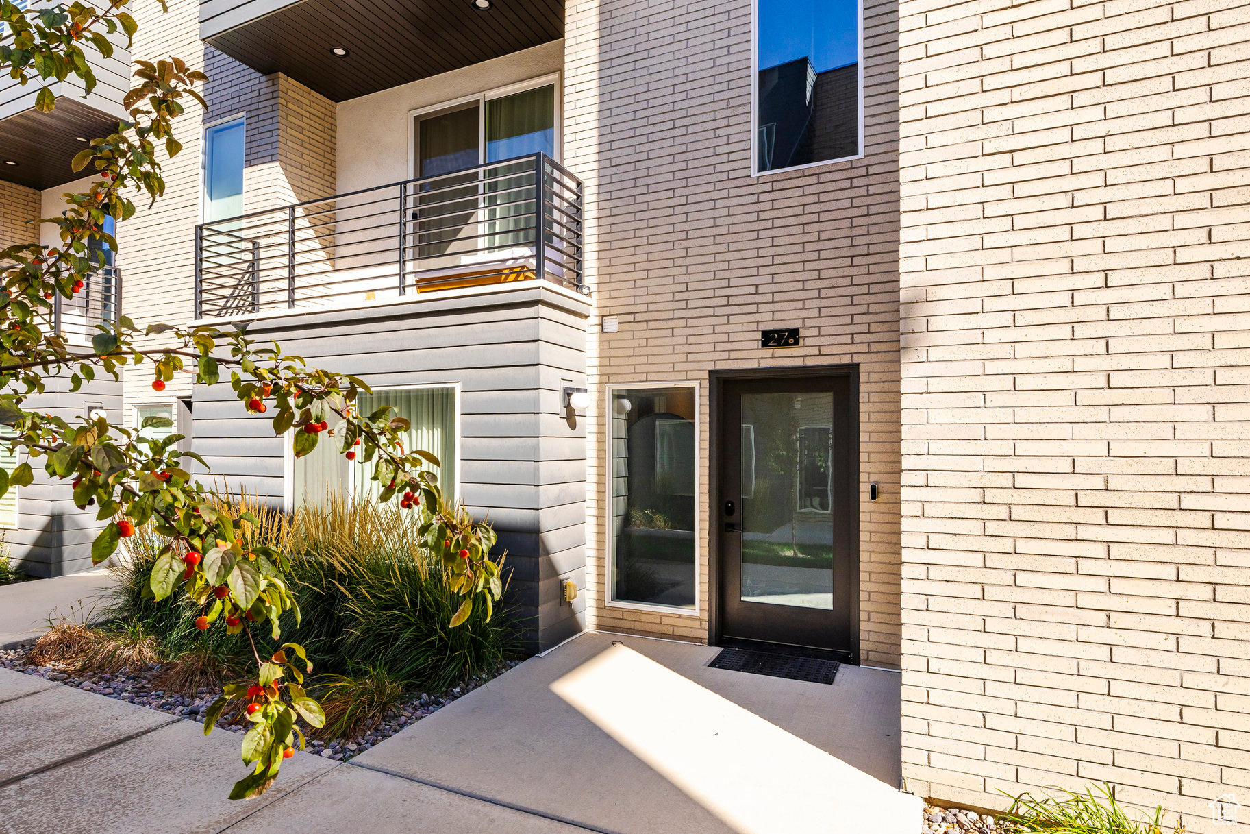 THE LUCY - Residential