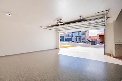 Tiny photo for 4808 W 2020 S, Hurricane, UT 84737 (MLS # 2131829)