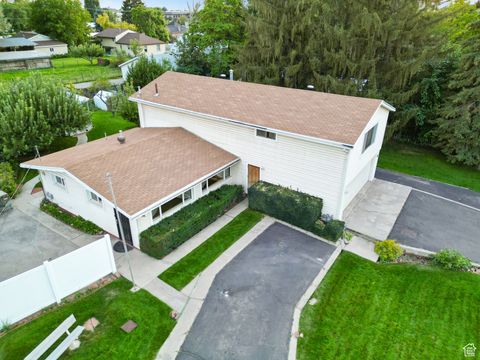 Tiny photo for 99 W 400 N, Lindon, UT 84042 (MLS # 2111621)