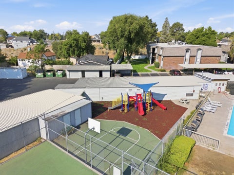 Tiny photo for 1664 WILLOWBROOK DR #BLDG12, Provo, UT 84604 (MLS # 2185787)