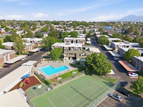 Tiny photo for 1664 WILLOWBROOK DR #BLDG12, Provo, UT 84604 (MLS # 2185787)