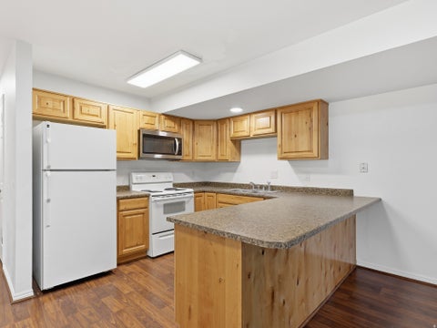 Tiny photo for 1664 WILLOWBROOK DR #BLDG12, Provo, UT 84604 (MLS # 2185787)