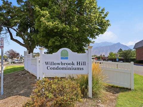 Tiny photo for 1664 WILLOWBROOK DR #BLDG12, Provo, UT 84604 (MLS # 2185787)