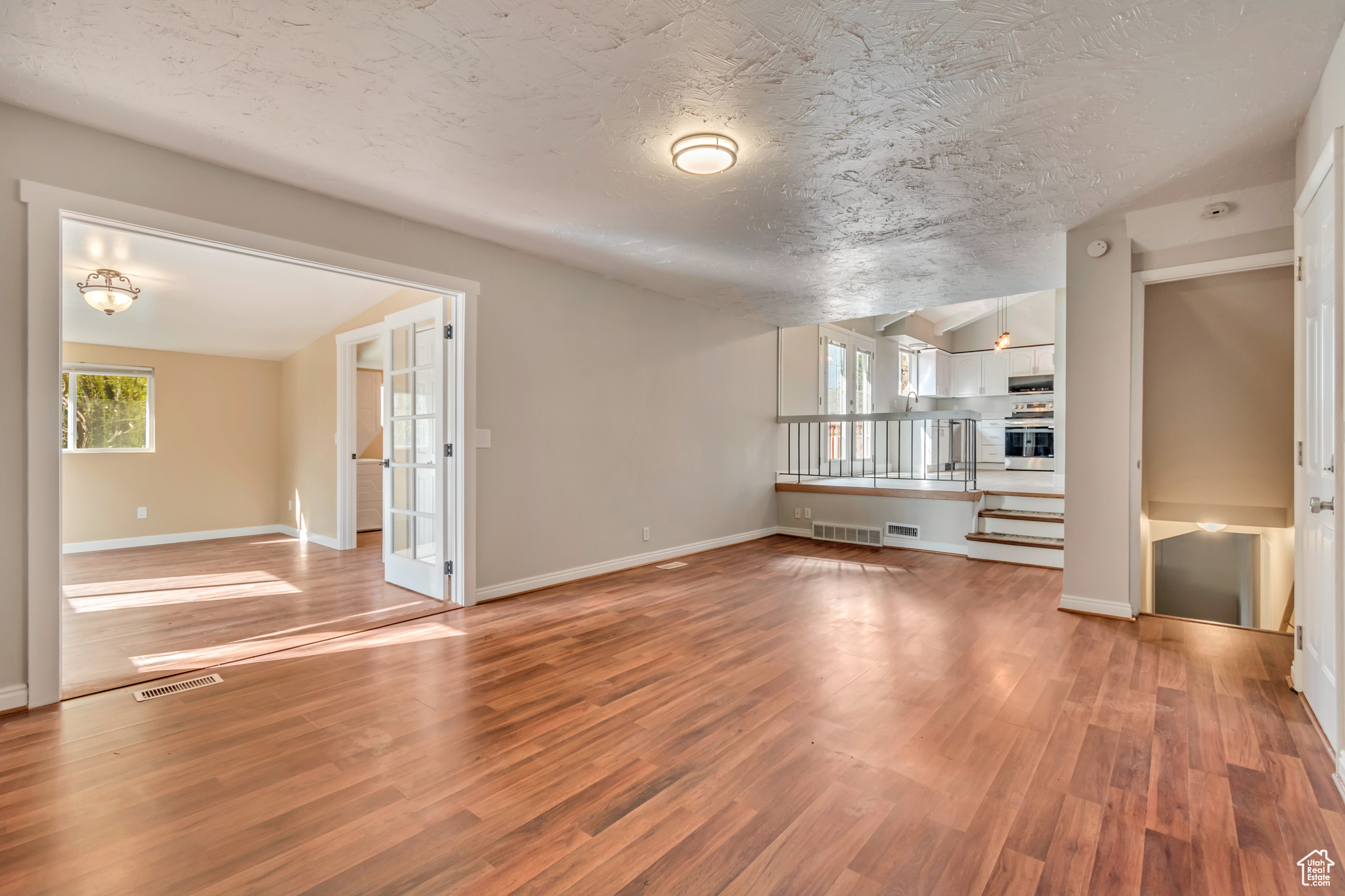 9478 S Smoketree Cir, Sandy, Utah image 8