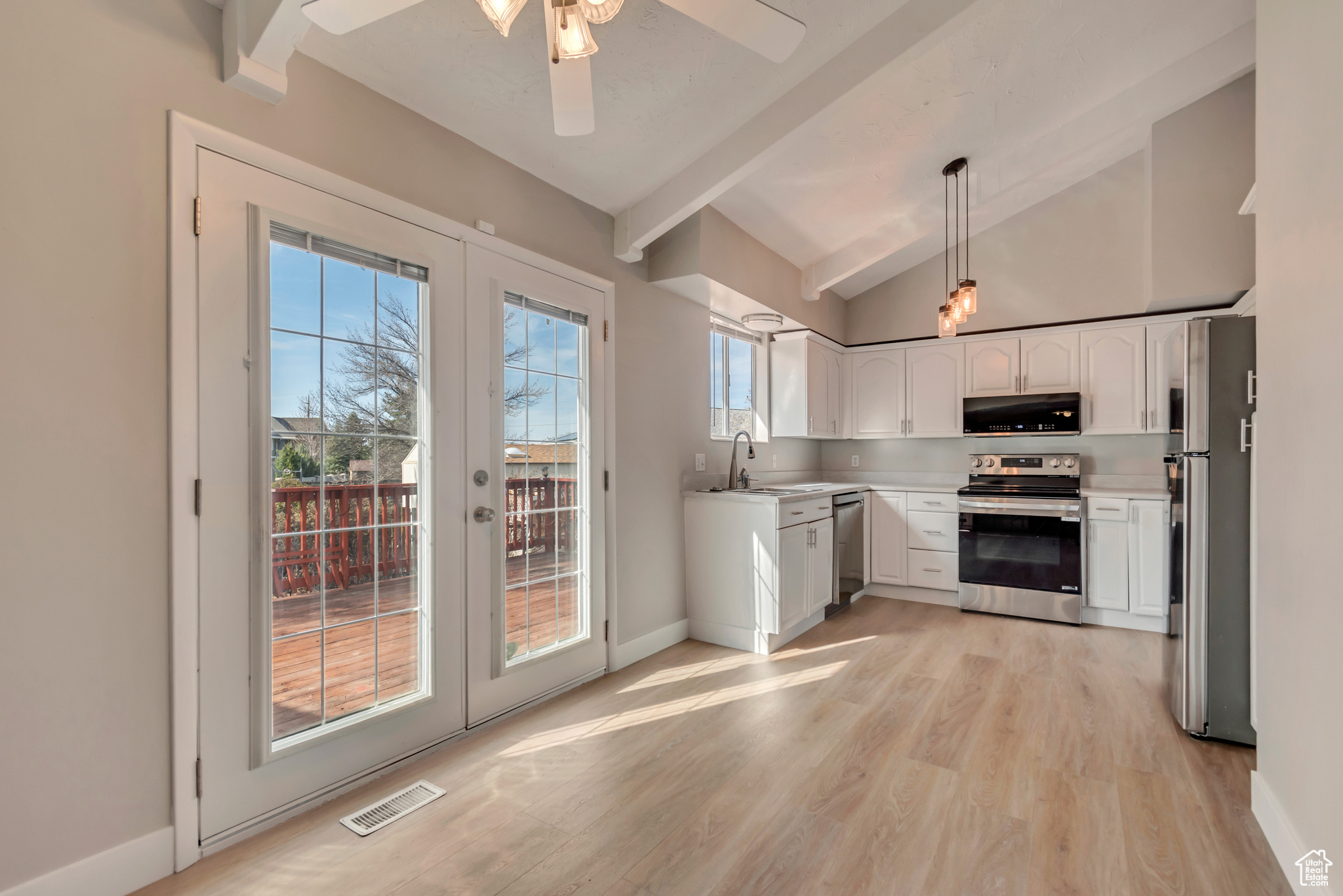 9478 S Smoketree Cir, Sandy, Utah image 5