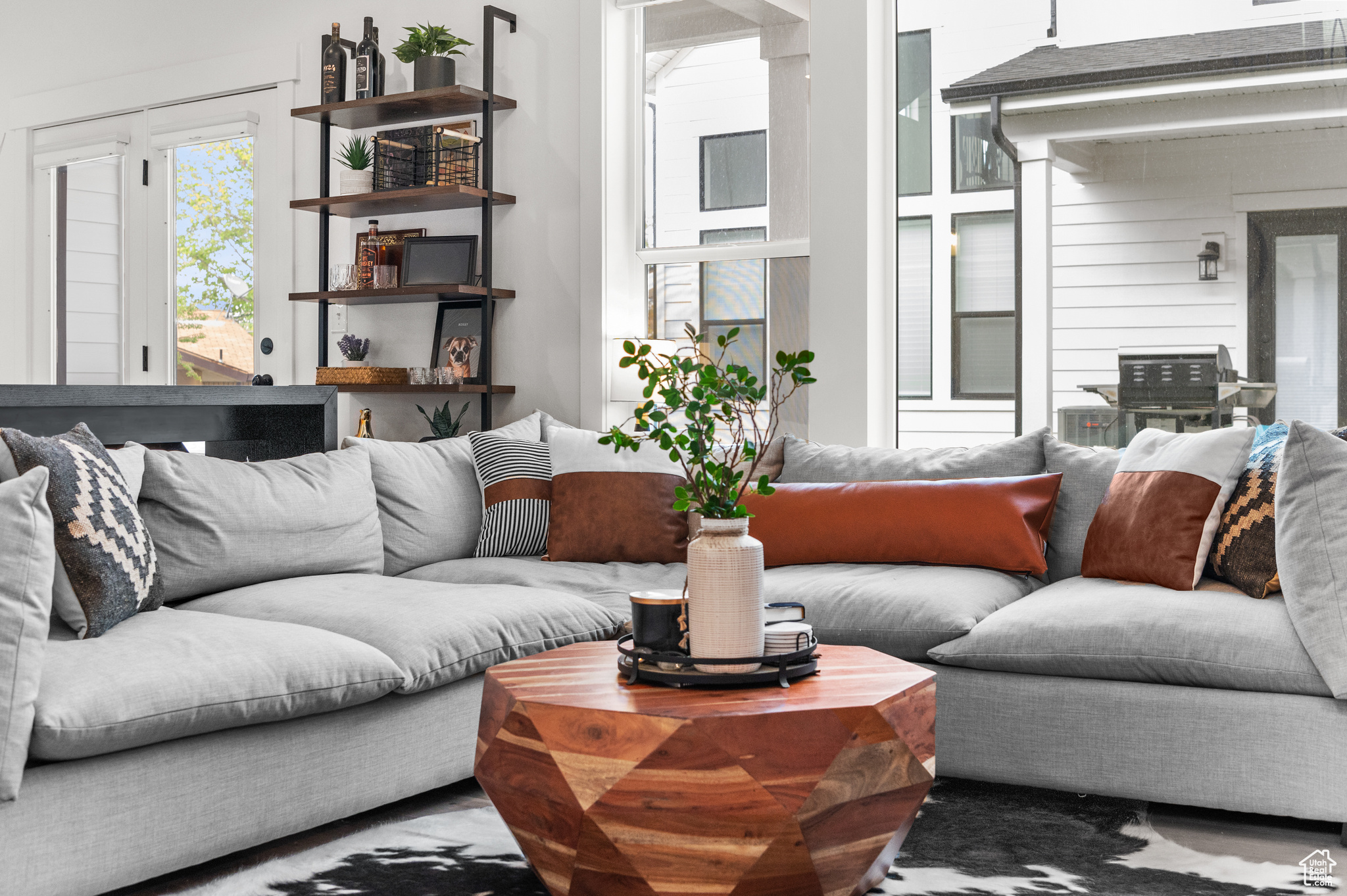 MEADOWS - Residential Lease