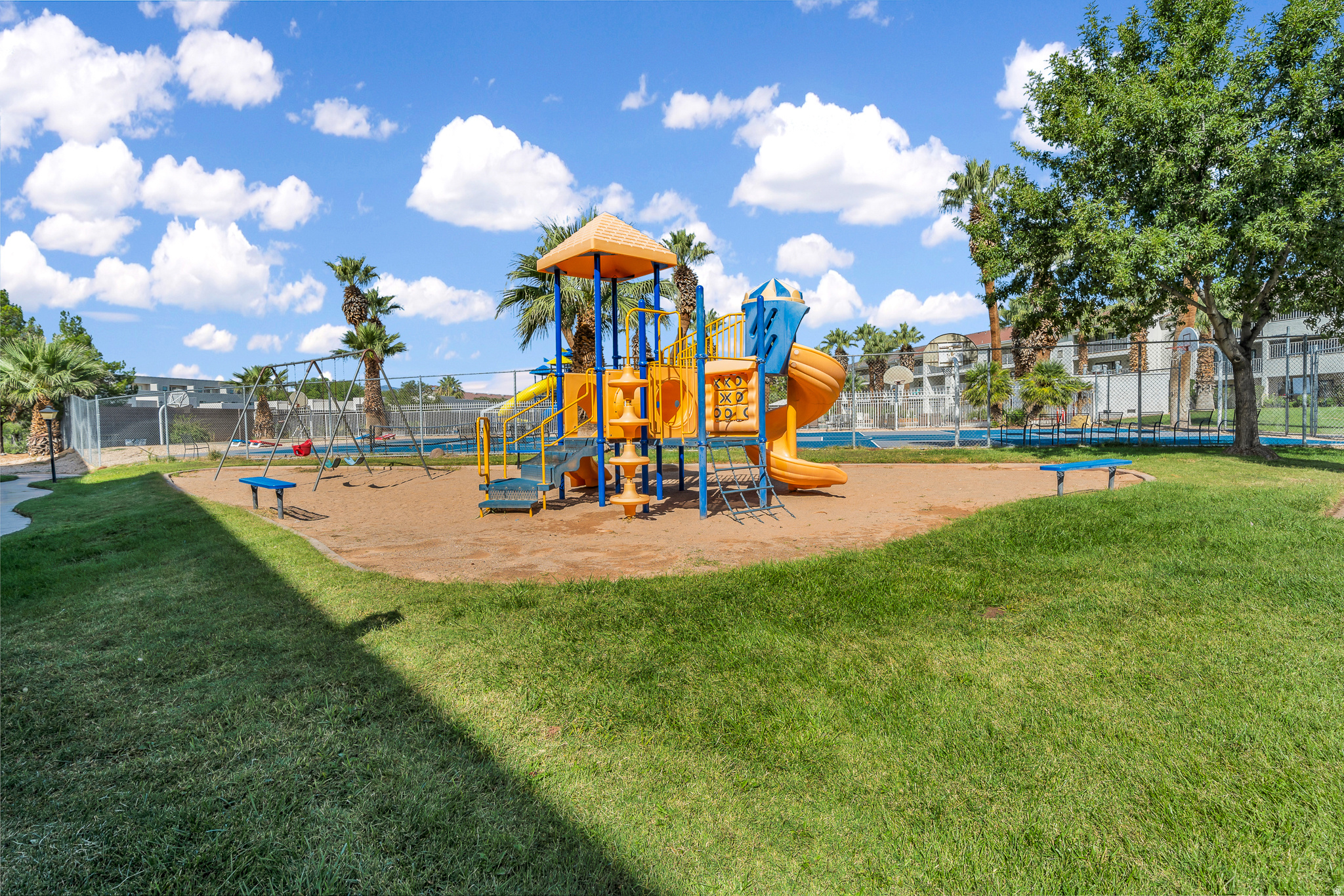 LAS PALMAS RESORT CONDOS - Residential