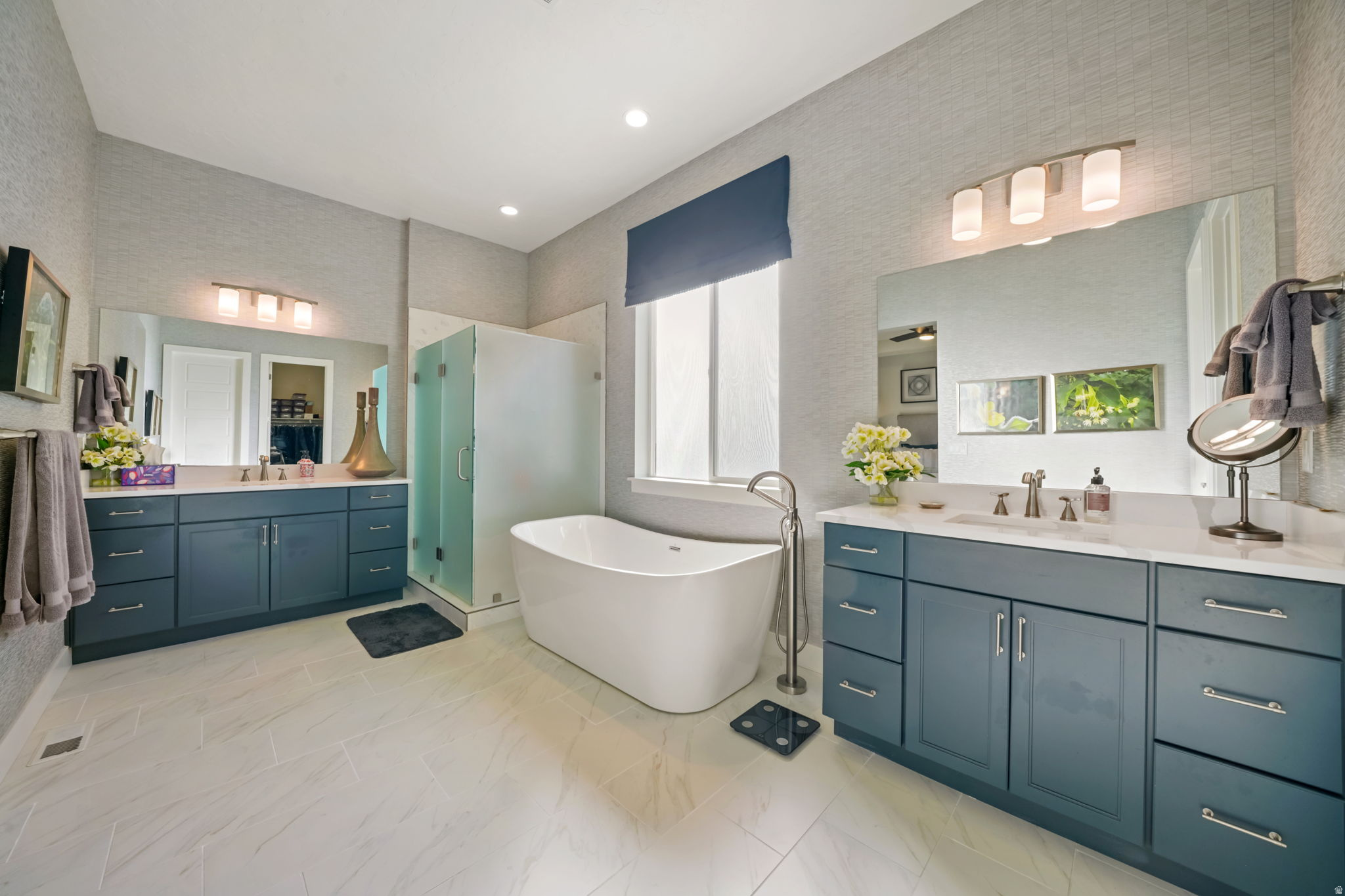 MALLARD BAY - Residential