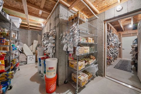 Tiny photo for 53 E MOORHEN DR, Saratoga Springs, UT 84045 (MLS # 2131618)