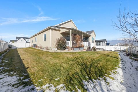 Tiny photo for 53 E MOORHEN DR, Saratoga Springs, UT 84045 (MLS # 2131618)