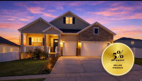 Photo of 53 E MOORHEN DR, Saratoga Springs, UT 84045 (MLS # 2131618)