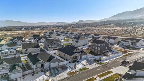 Tiny photo for 53 E MOORHEN DR, Saratoga Springs, UT 84045 (MLS # 2131618)